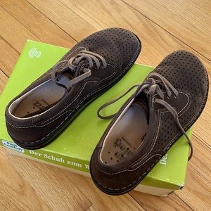 Finn Comfort 8.5 Brown